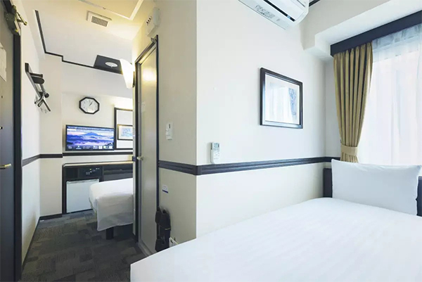 Divided Twin Room